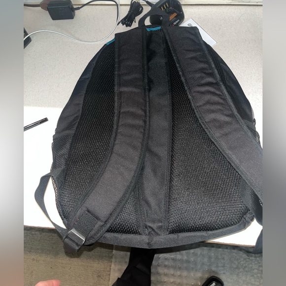 Backpack - Picture 2 of 6